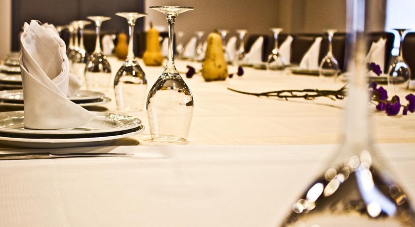 Hotel Corona De Galicia Valga Dış mekan fotoğraf